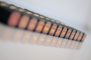 Die Color Riche Lippenstifte von L'Oréal in 12 Nuancen mit mattem Finish im Review auf dem Schminktantenblog.