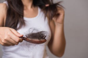 Haarausfall, Haarwachstum, Haarpflege, Naturkosmetik, NOELIE, Anja Frankenhäuser, Schminktante, Beautyblog, Top-Blog