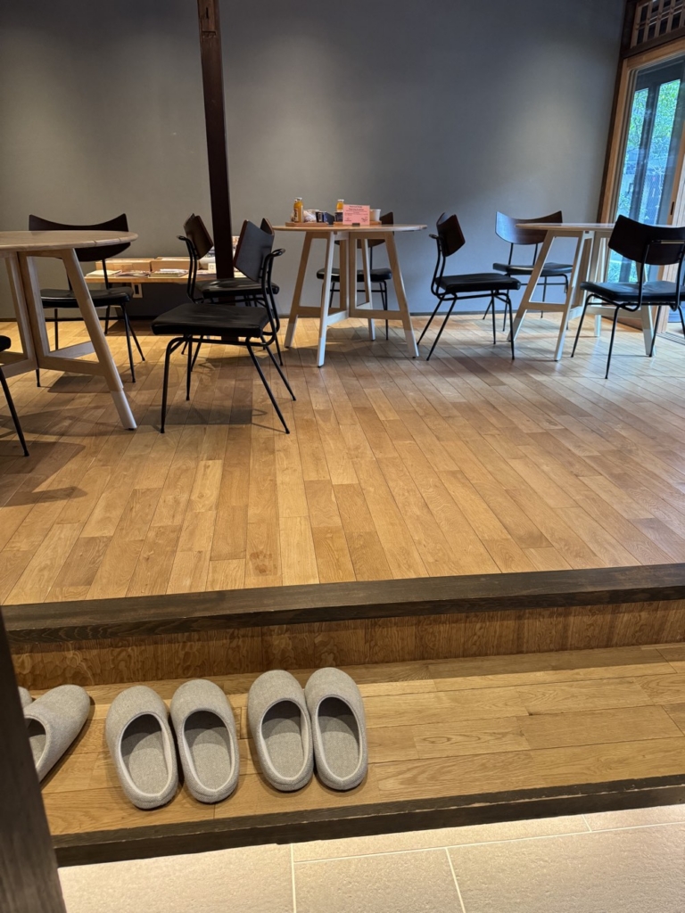 Japan Reisebericht auf schminktante.de. Von Tokyo über Kamakura, Hakone, Nara, Kyoto, Osaka, Koyasan, Hiroshima, Fukuoka und Beppu.