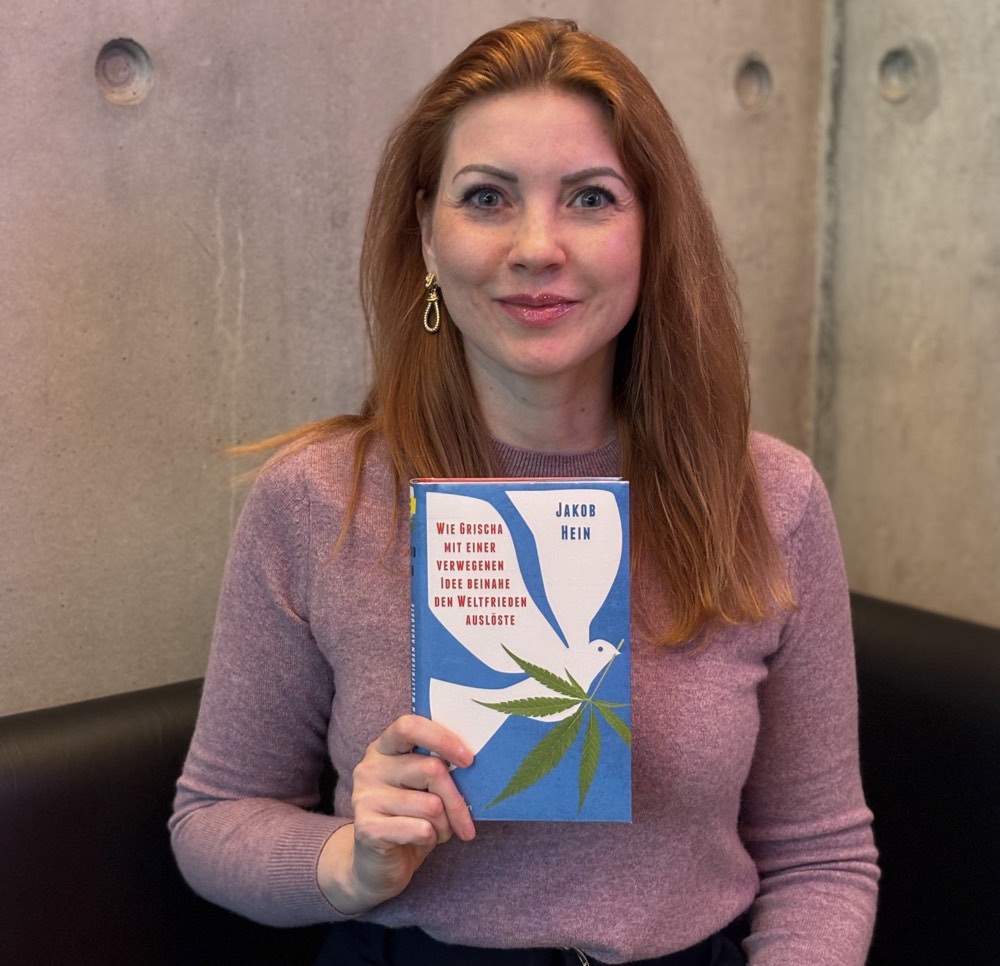 Büchertipps und Lesehighlights aus 2025 auf schminktante.de