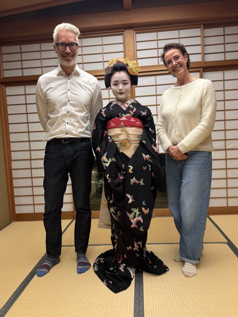 Japan Reisebericht auf schminktante.de. Von Tokyo über Kamakura, Hakone, Nara, Kyoto, Osaka, Koyasan, Hiroshima, Fukuoka und Beppu.