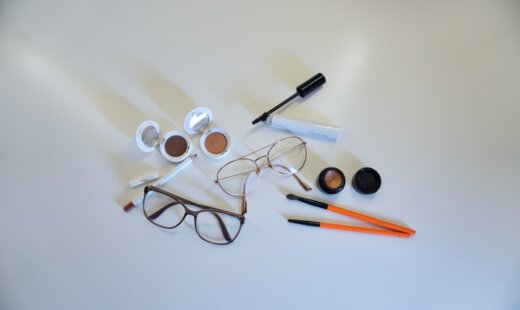 Schminktipps: Augen-Make up mit Brille