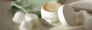 Der neue Reinigungsbalsam von Skincerely yours. Ohne bedenkliche Inhaltsstoffe. Effektiv und pflegend. Alle Infos auf schminktante.de. Anja Frankenhäuser, Kosmetik, Hautpflege
